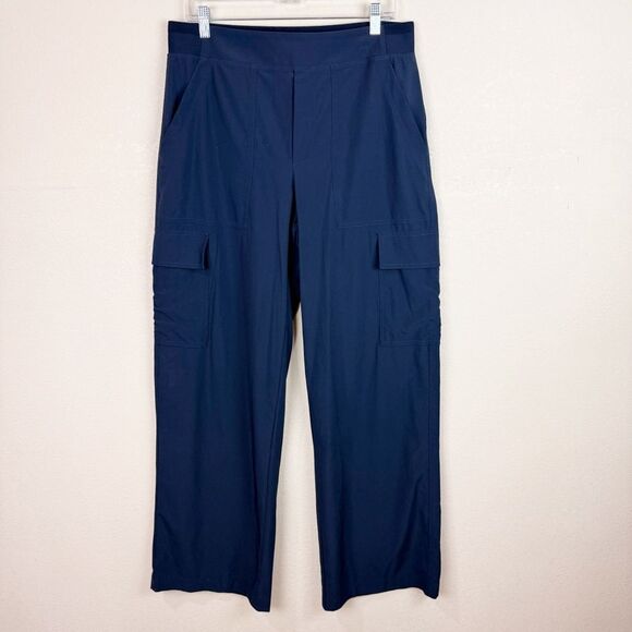 Athleta Navy High Rise Cargo Pants Workout Casual Size 12 Tall - Picture 1 of 7